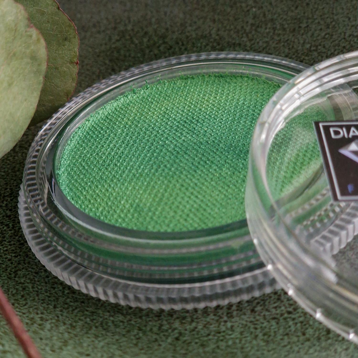 Verde-Metalic-2-Diamond-fx-pictura-pe-fata-si-corp